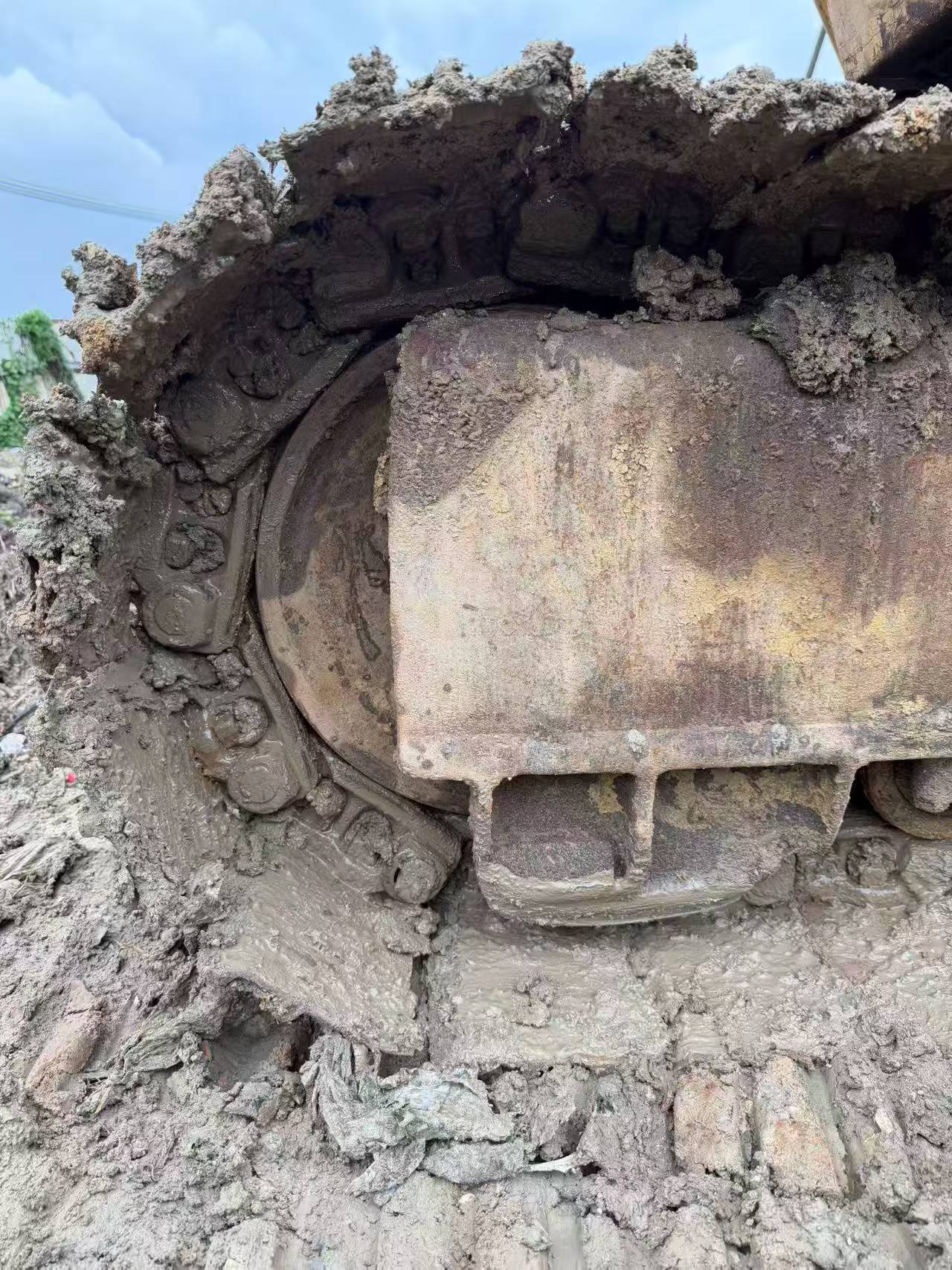 Buy Kato 820-3SP Used Excavator / 4