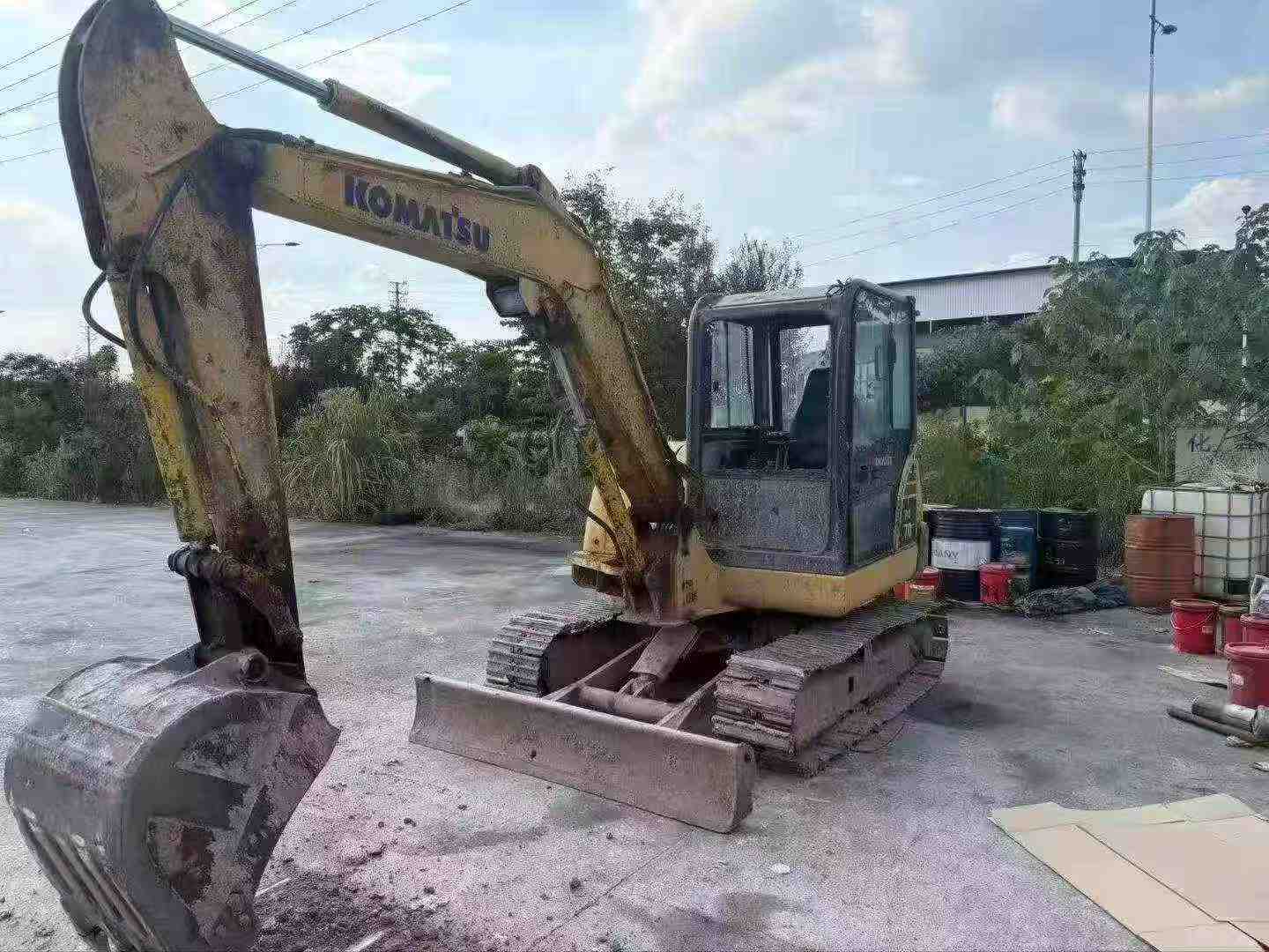 Buy Komatsu PC56-7 Used Excavator / 2
