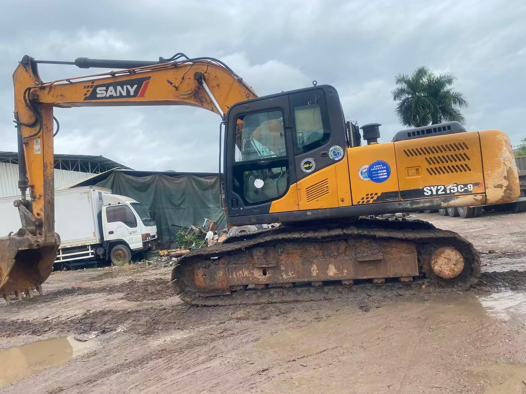Buy Komatsu PC130 Used Excavator / 5