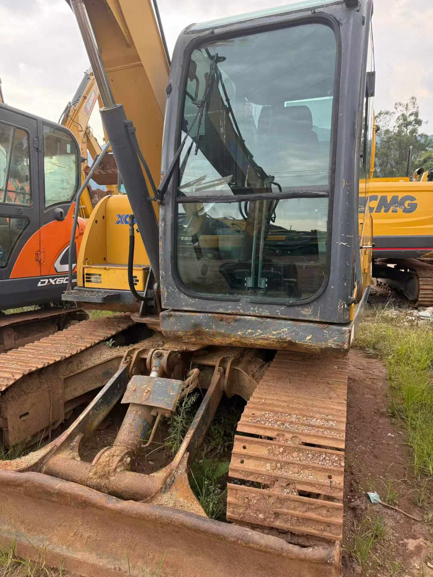 Buy XCMG XE80 Used Excavator / 8