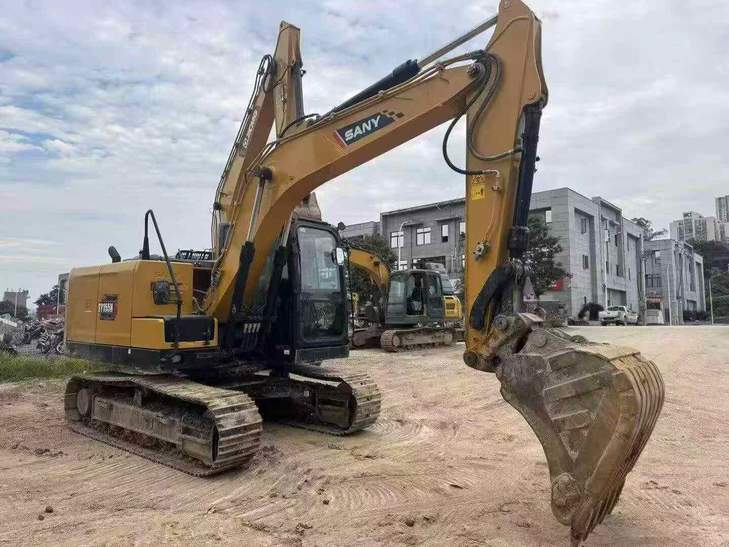 Buy Sany SY125C Used Excavator / 1