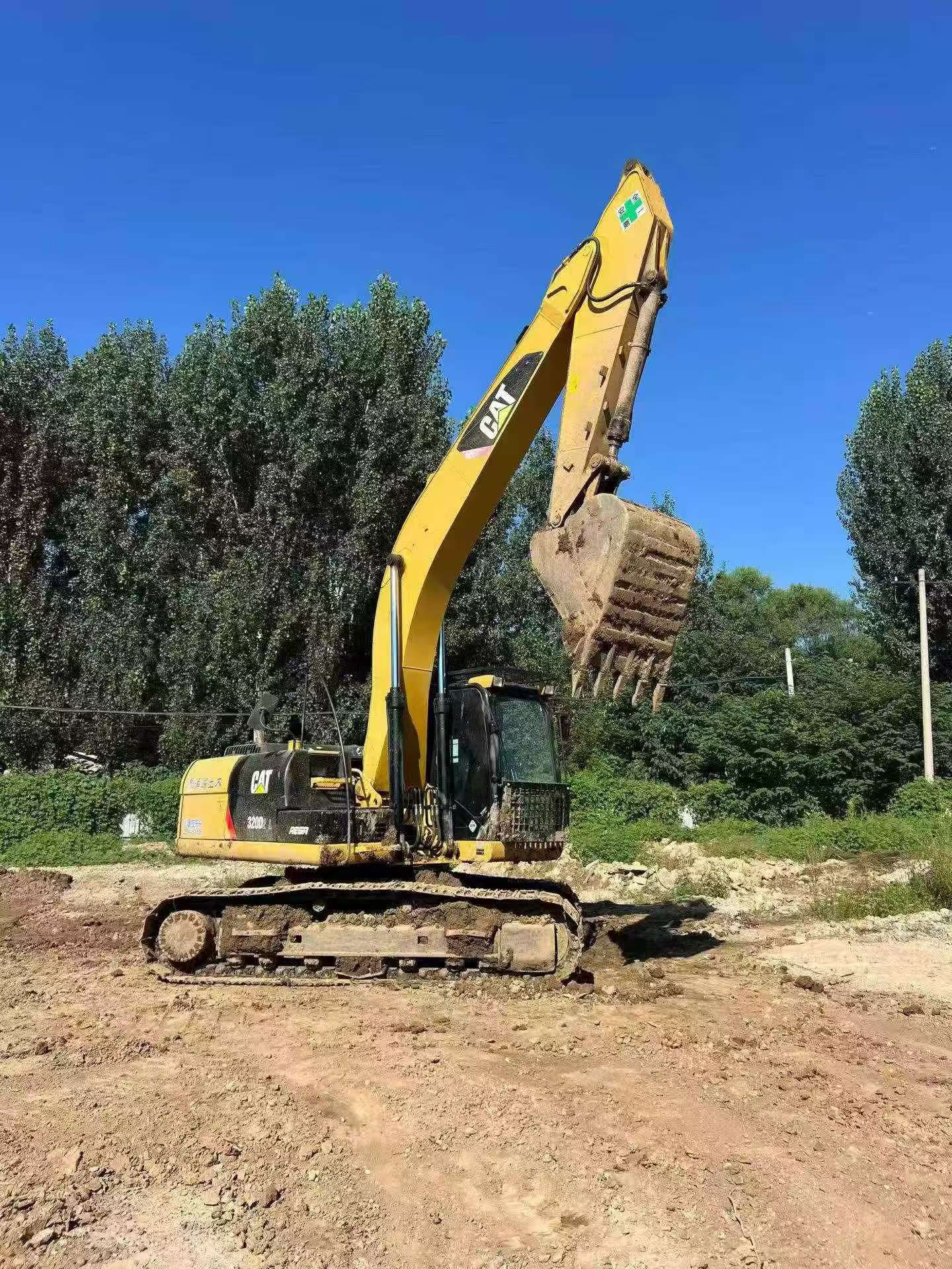 Buy Caterpillar 320D Used Excavator / 4