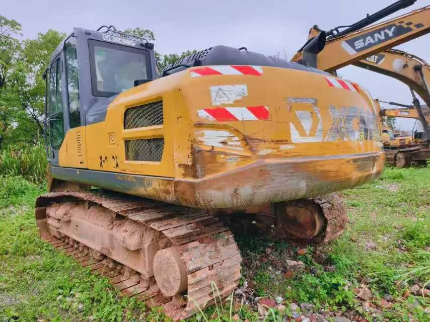Buy Sany SY200C Used Excavator / 4