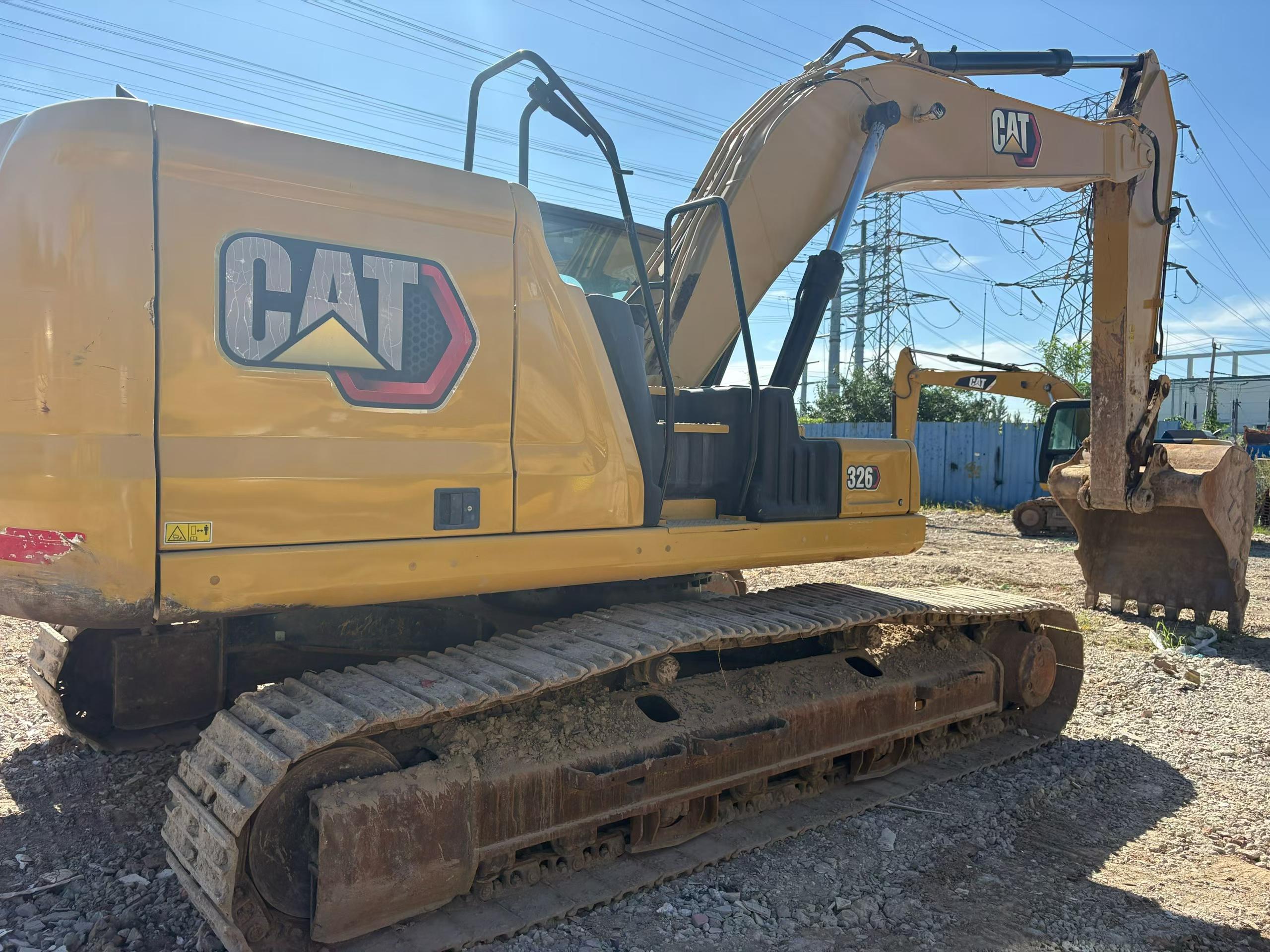 Buy Caterpillar 326DL Used Excavator / 3