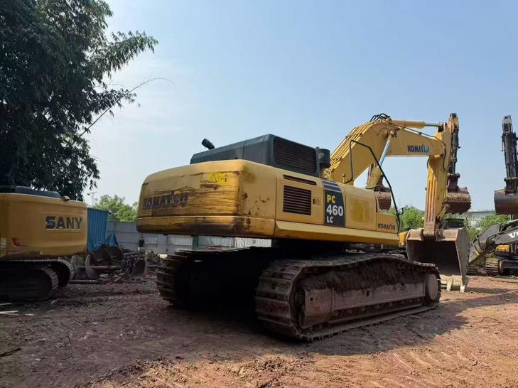 Buy Komatsu PC460LC-8 Used Excavator / 1
