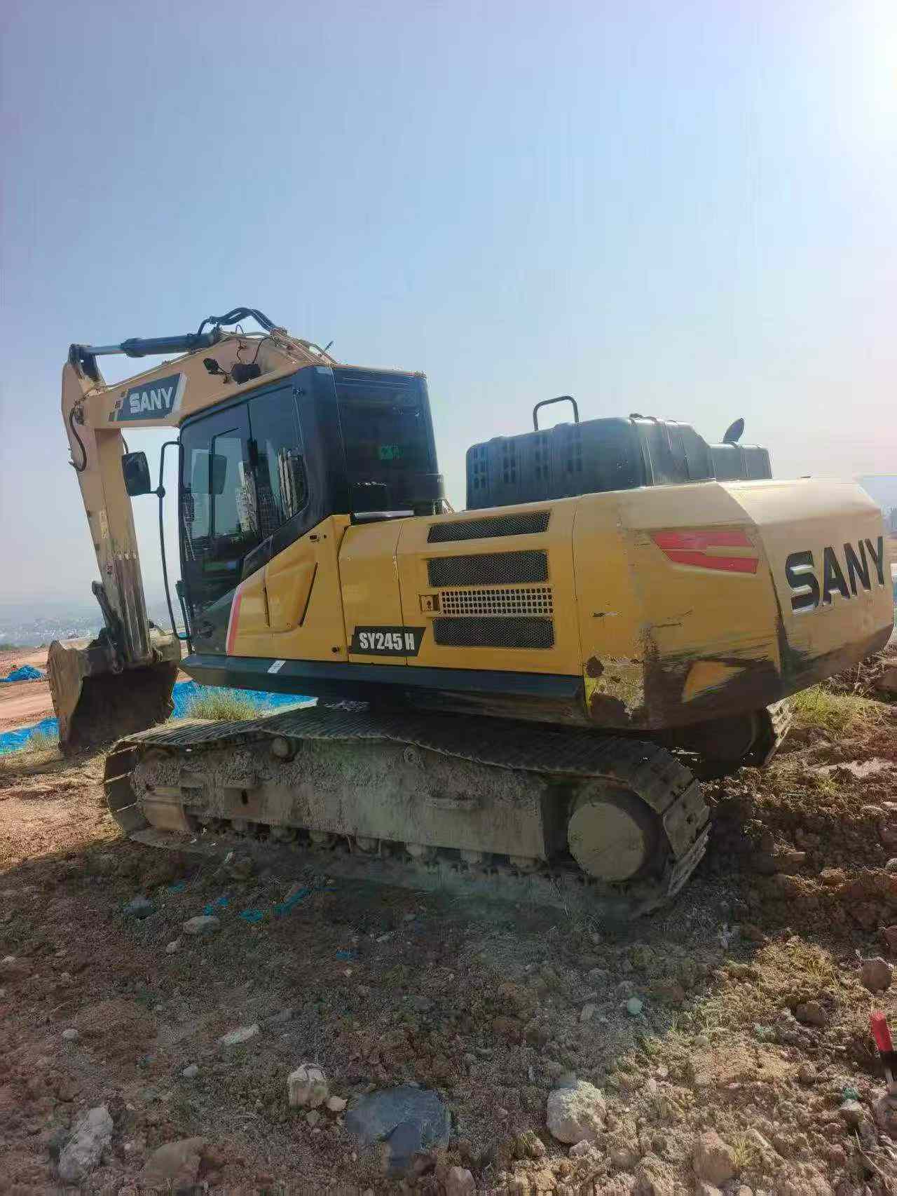 Buy Sany SY225H Used Excavator / 2
