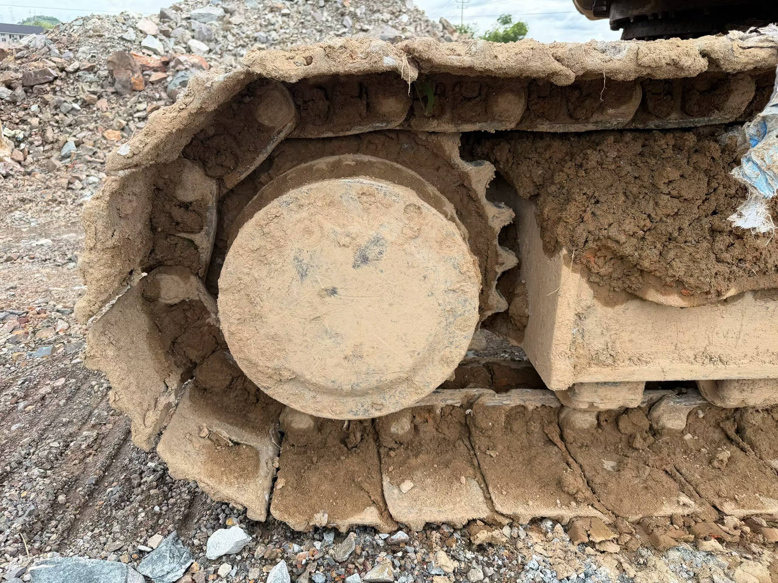 Buy Caterpillar 320D Used Excavator / 7