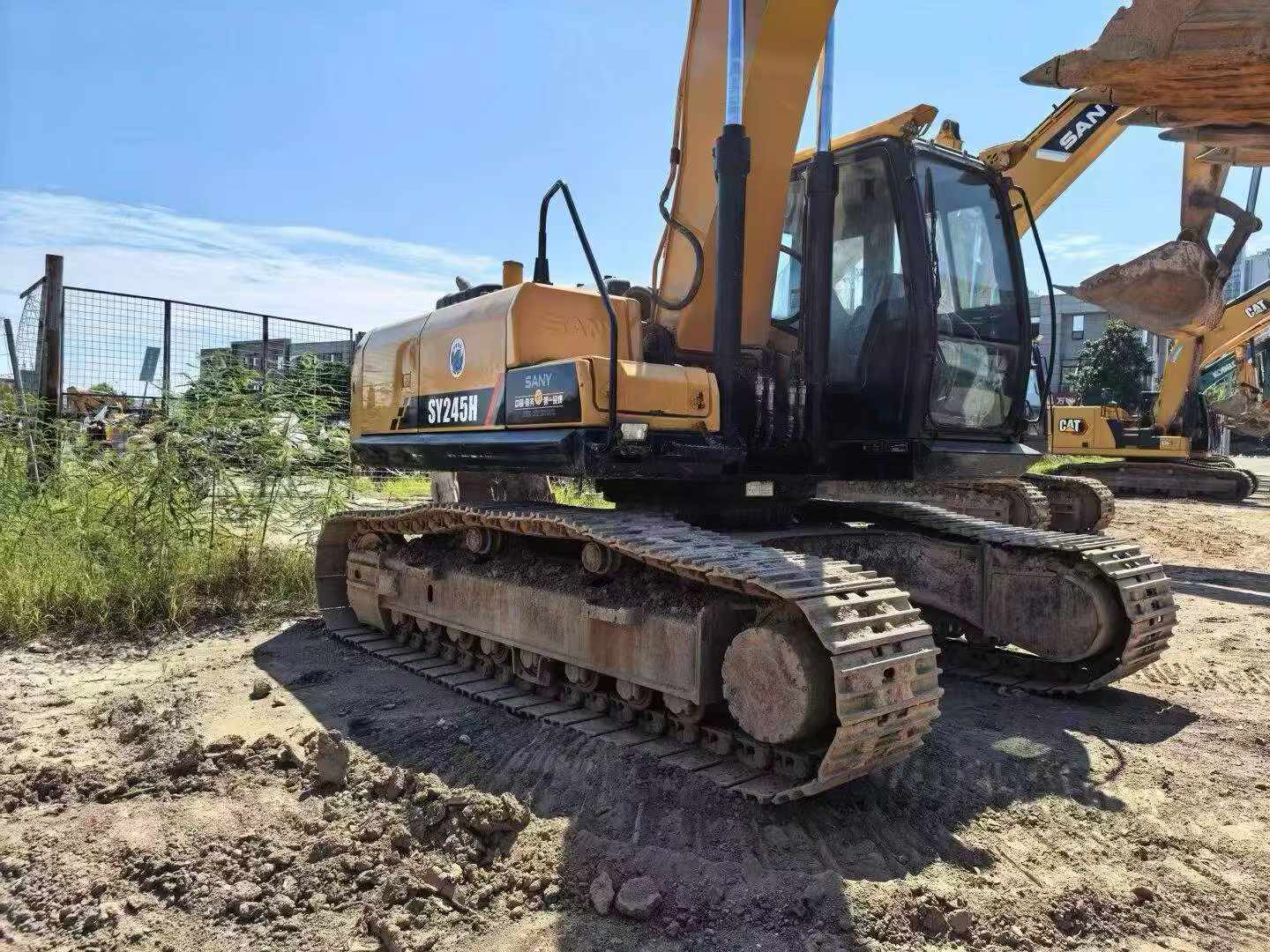 Buy Sany SY225C Used Excavator / 3