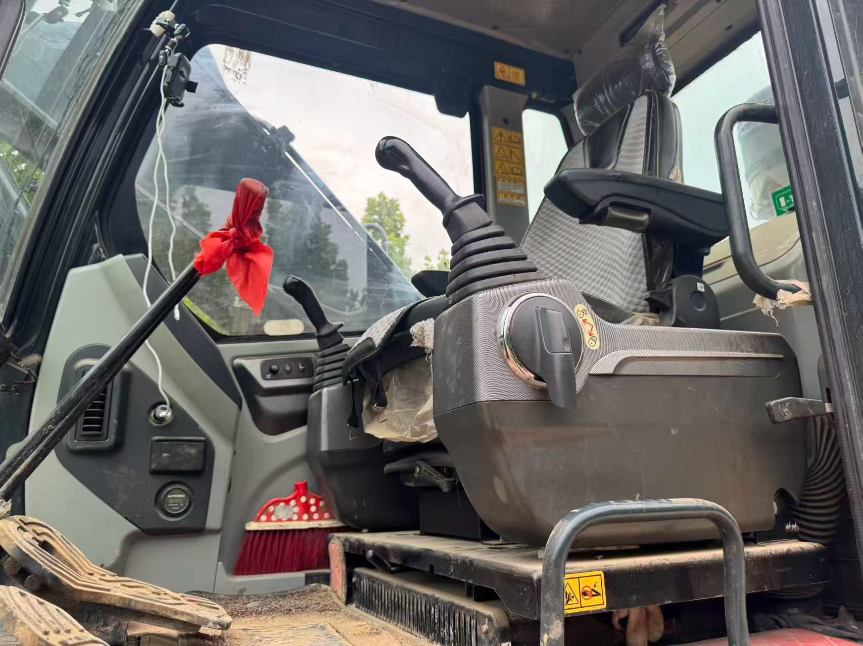 Buy Hyundai R215-7 Used Excavator / 7