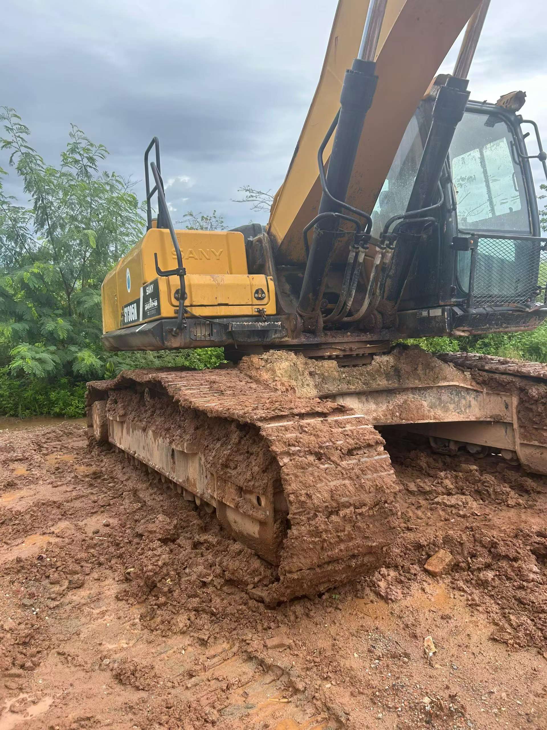 Buy Sany SY305C Used Excavator / 3