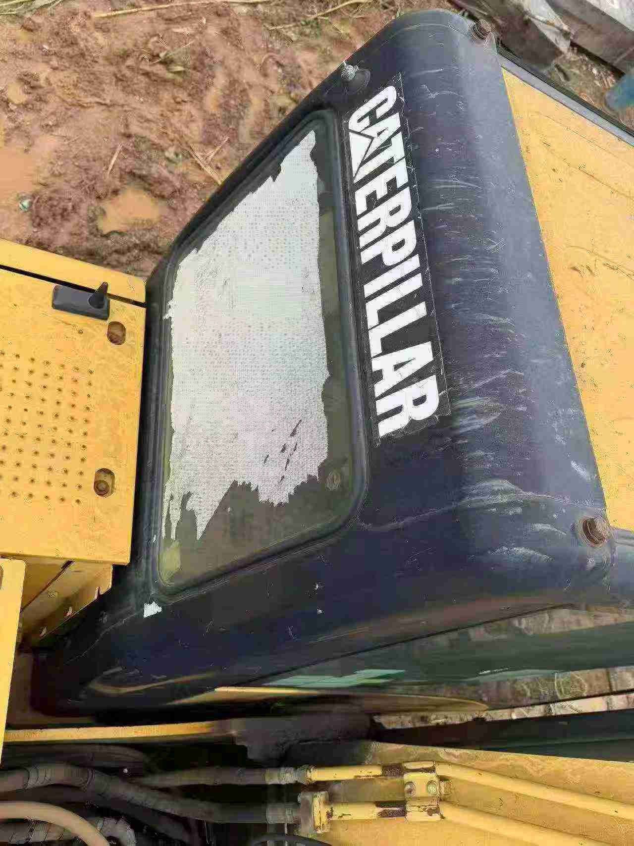 Buy Caterpillar 320D Used Excavator / 5