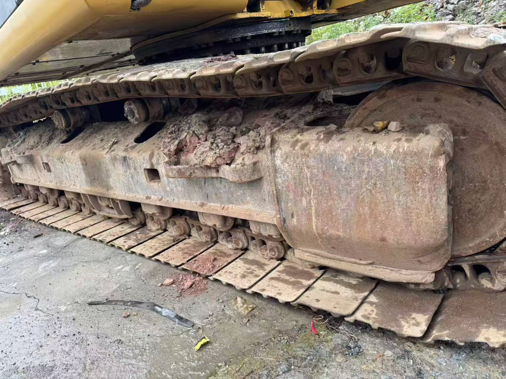 Buy Caterpillar 320D Used Excavator / 4
