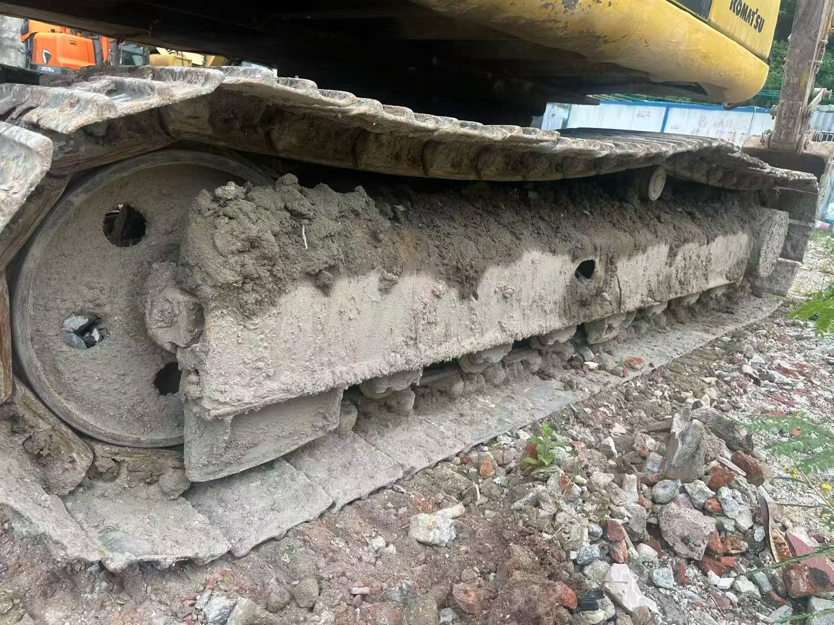 Buy Komatsu PC120-6 Used Excavator / 5