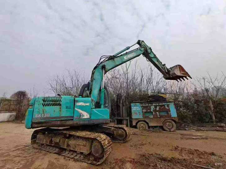 Buy Kobelco SK130 Used Excavator / 1