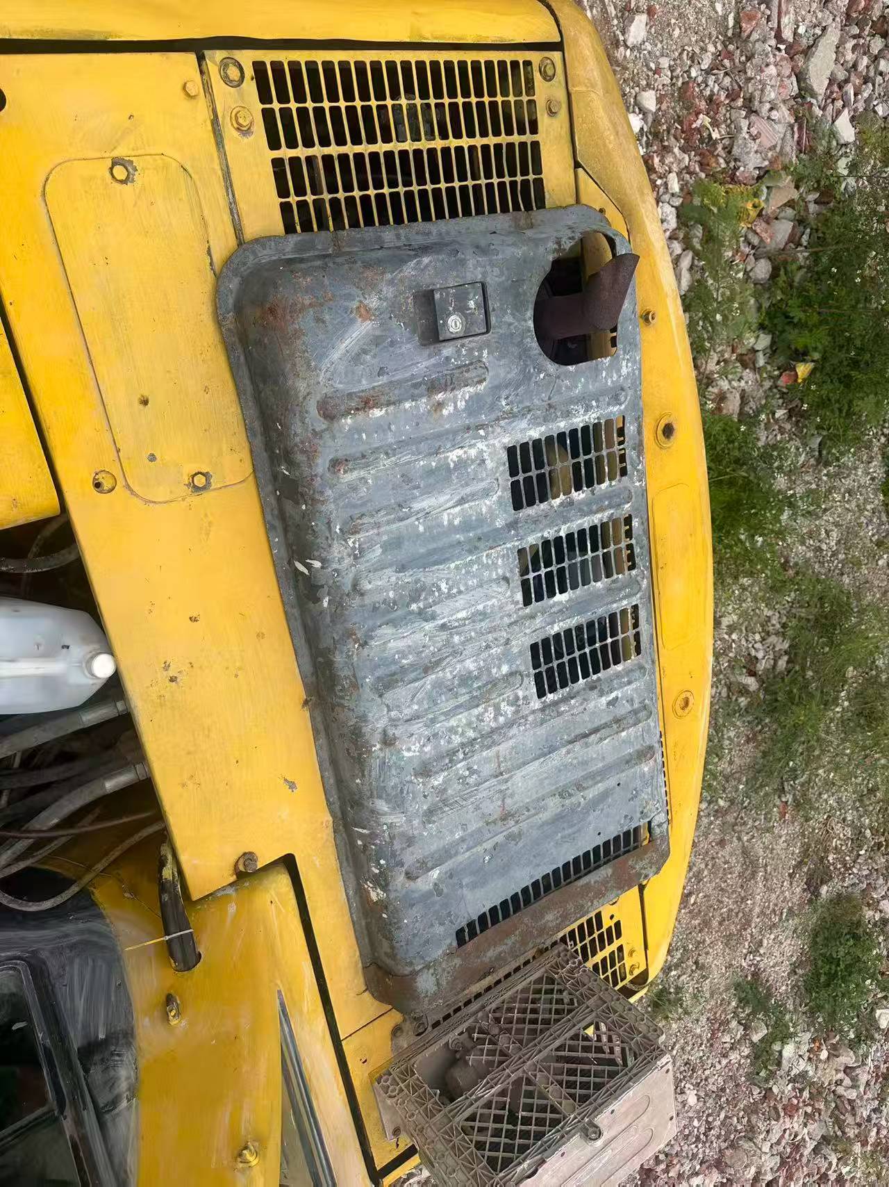 Buy Komatsu PC120-6 Used Excavator / 9