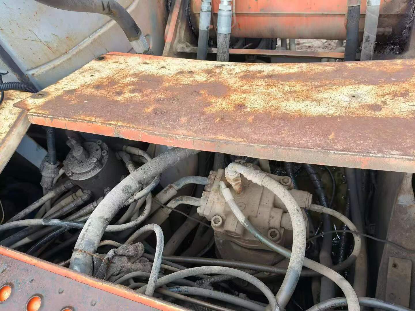 Buy Hitachi ZX200-6 Used Excavator / 6