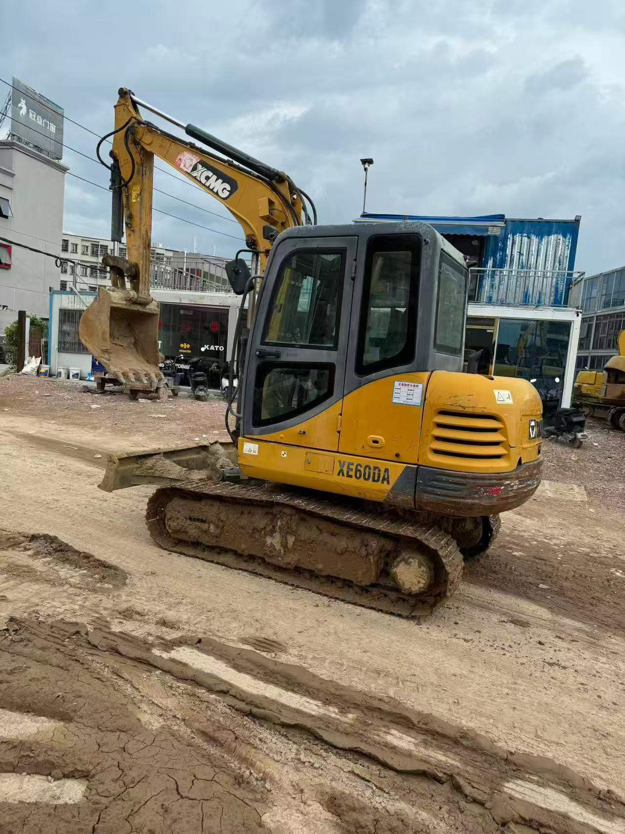 Buy XCMG XE60 Used Excavator / 9