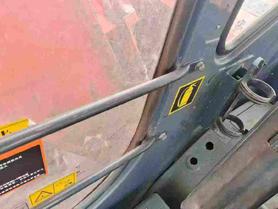 Buy Hitachi EX200 Used Excavator / 5 Buy Hitachi EX200 Used Excavator / 5