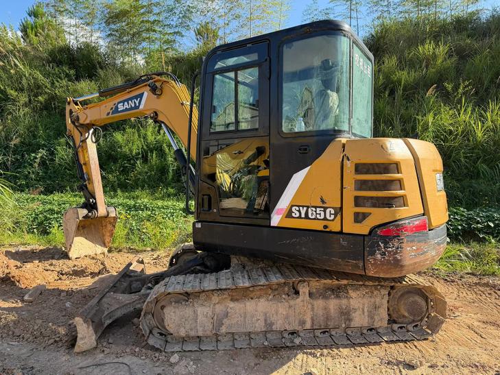 Buy Sany SY55 Used Excavator / 1