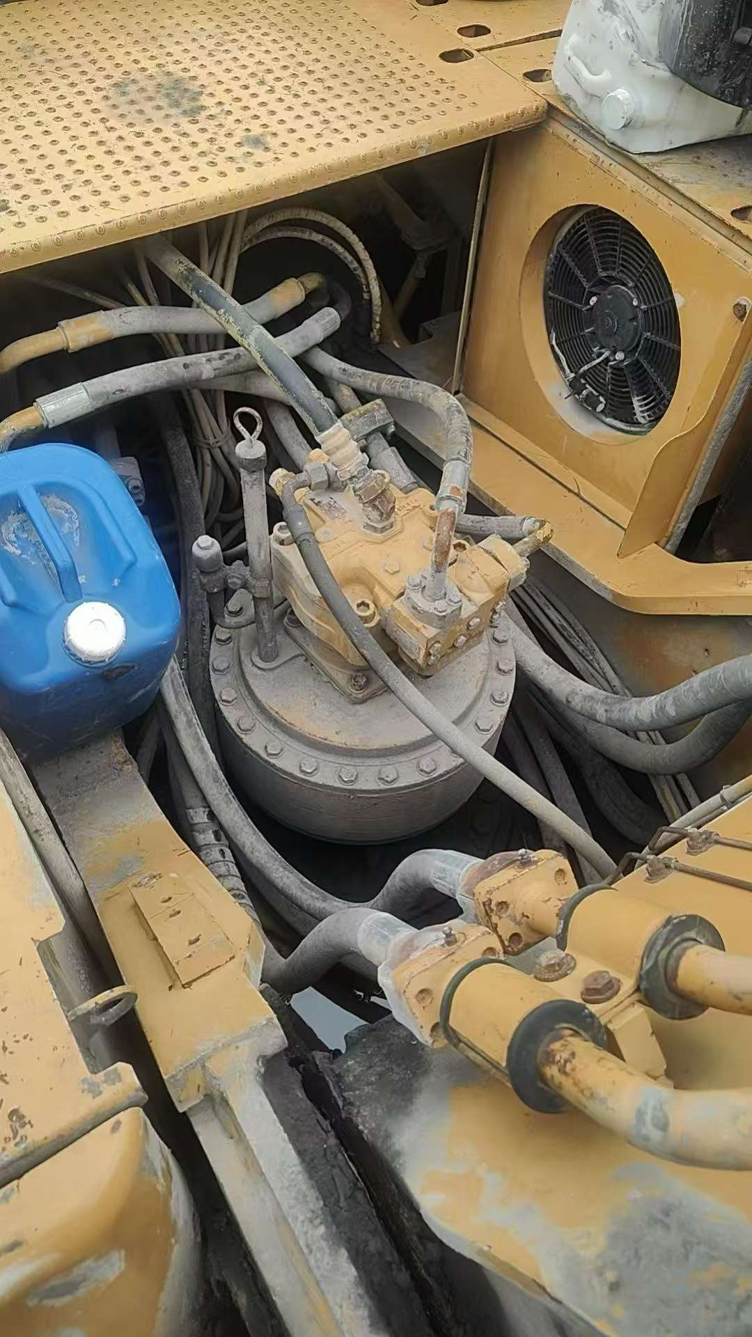 Buy Caterpillar 336E Used Excavator / 3