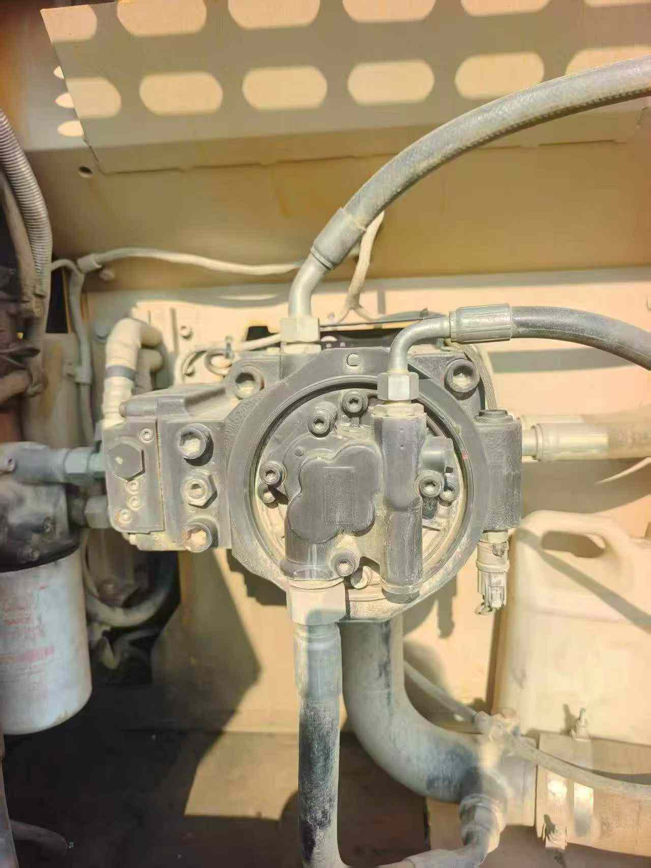 Buy Sany SY225H Used Excavator / 9