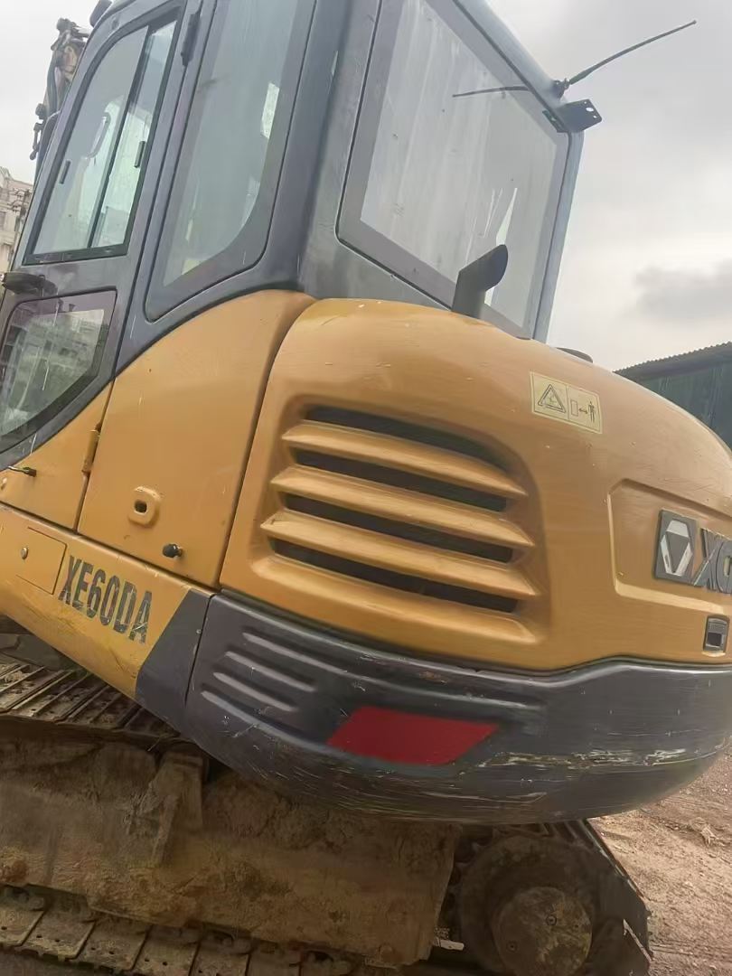 Buy XCMG XE60 Used Excavator / 2