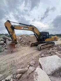 Buy XCMG XE400T Used Excavator / 3 Buy XCMG XE400T Used Excavator / 3