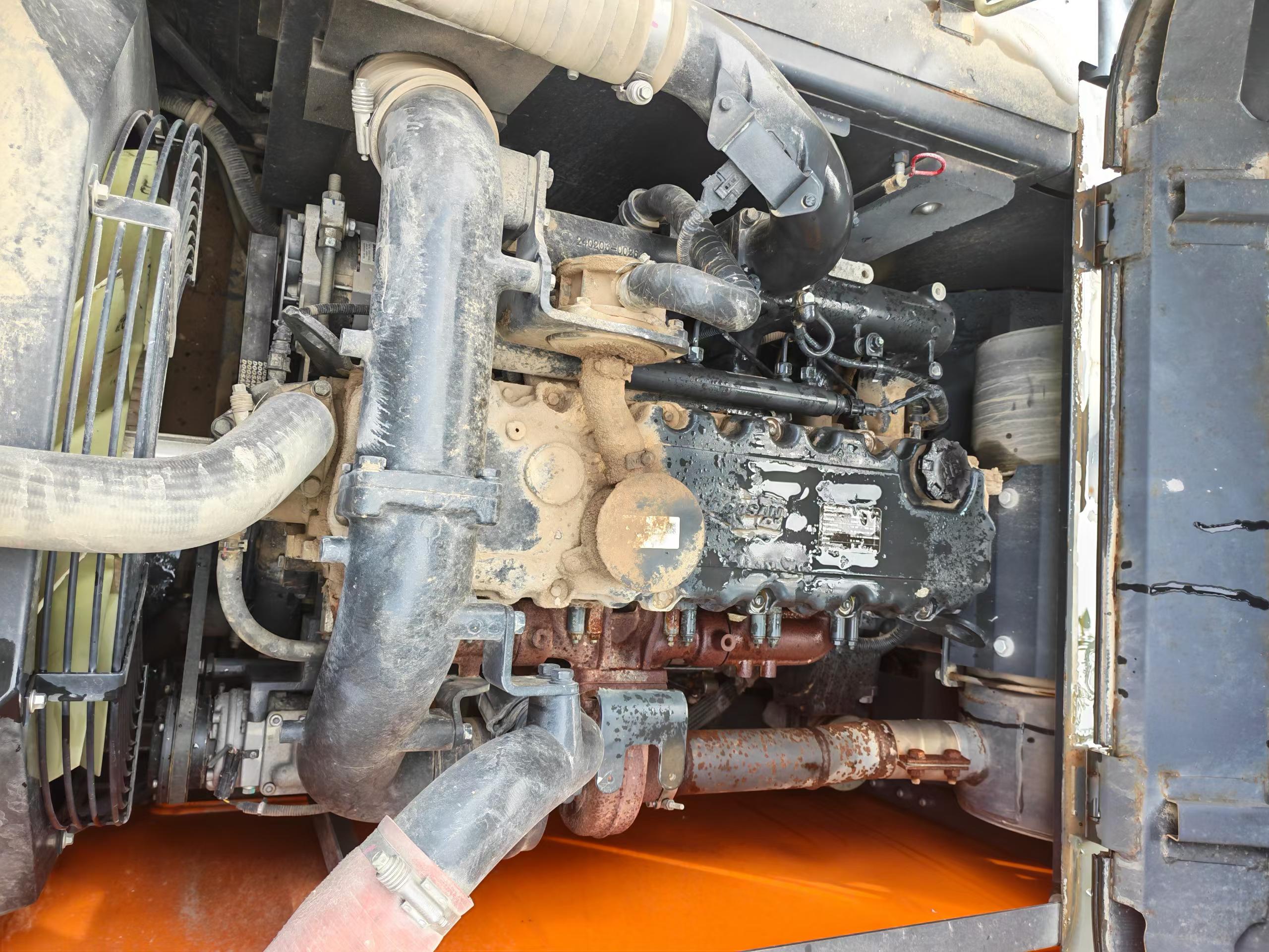 Buy Doosan DH215-7 Used Excavator / 2
