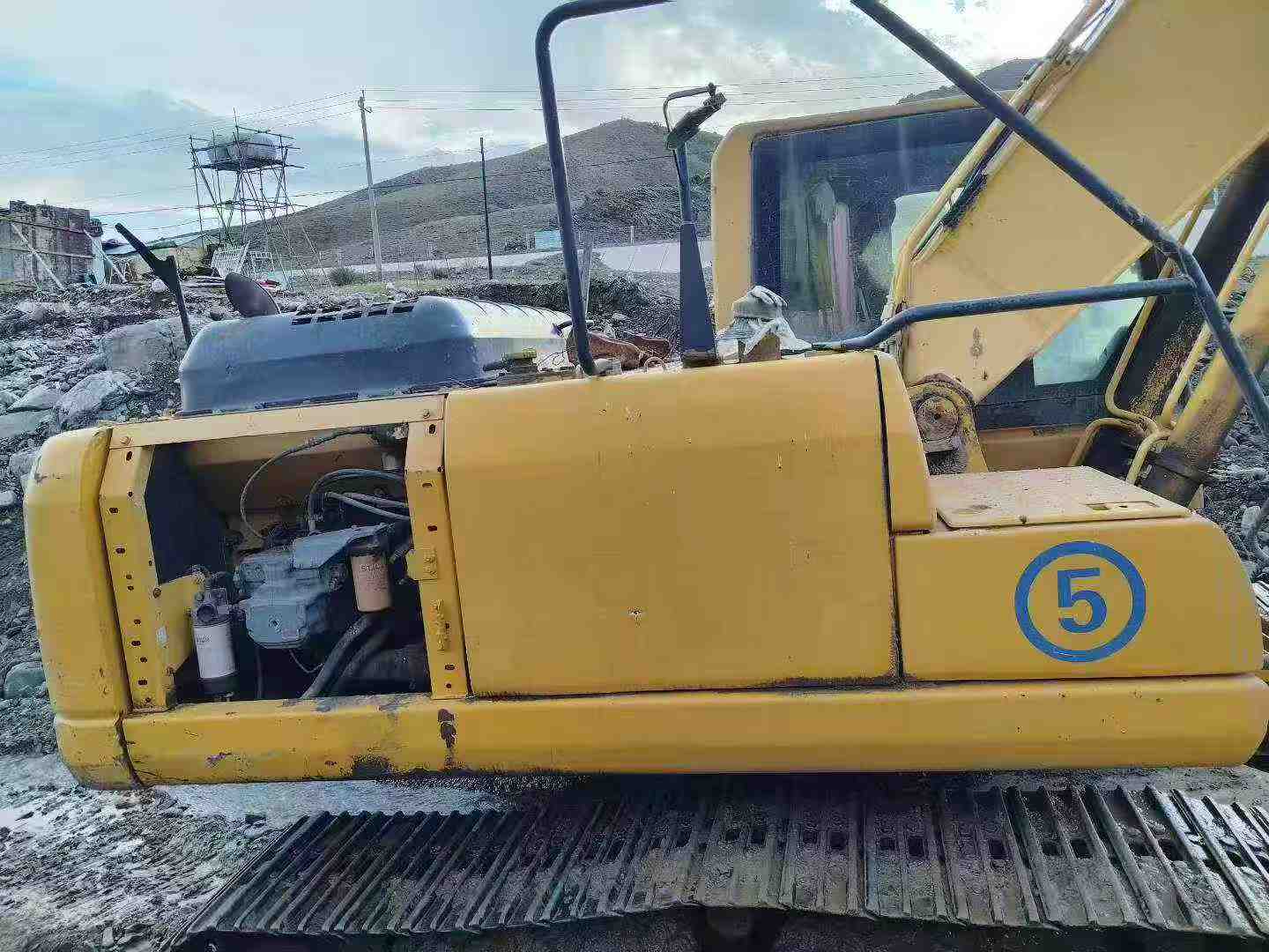 Buy Komatsu PC200-8 Used Excavator / 3