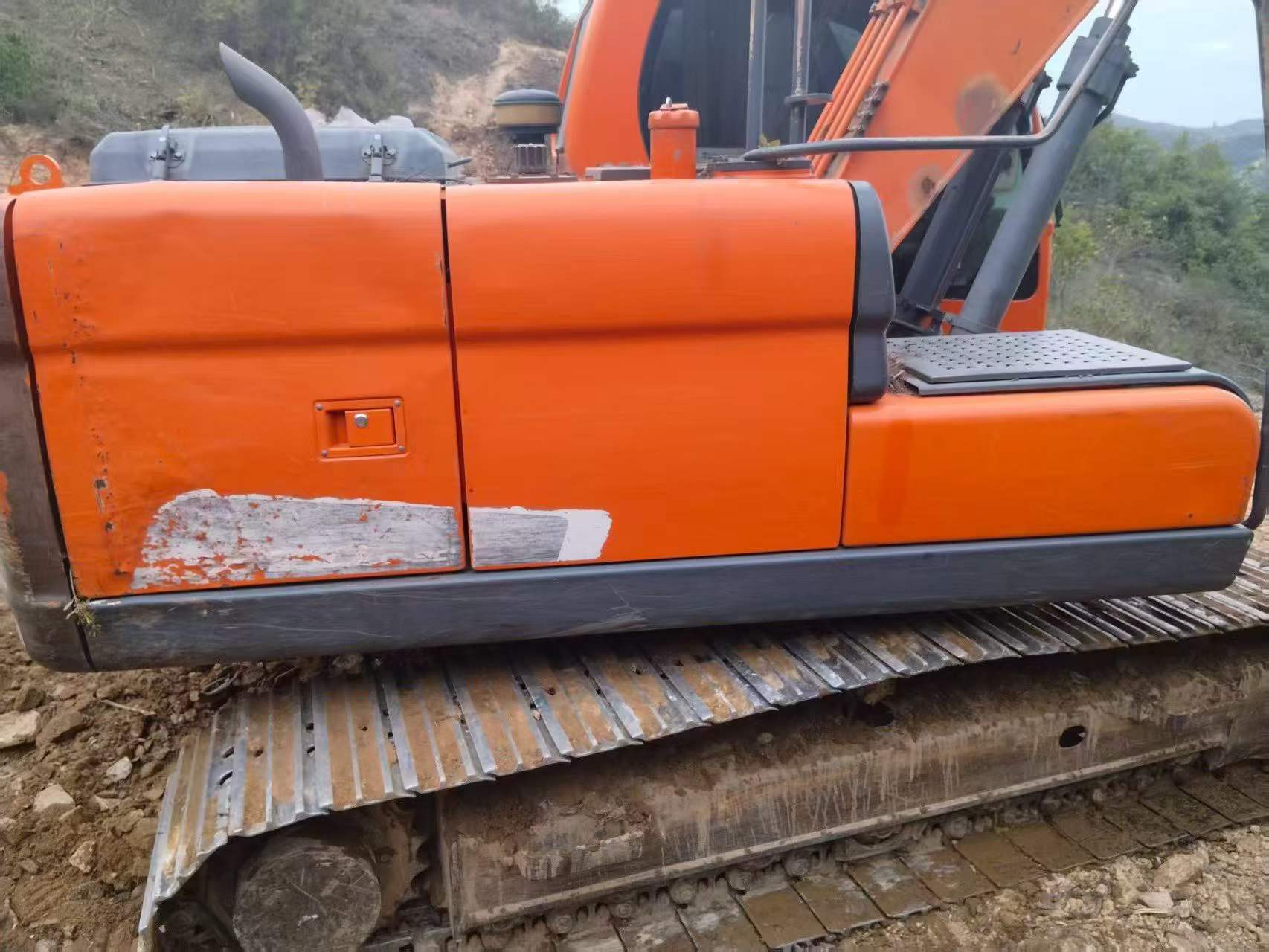 Buy Doosan DX15 Used Excavator / 2
