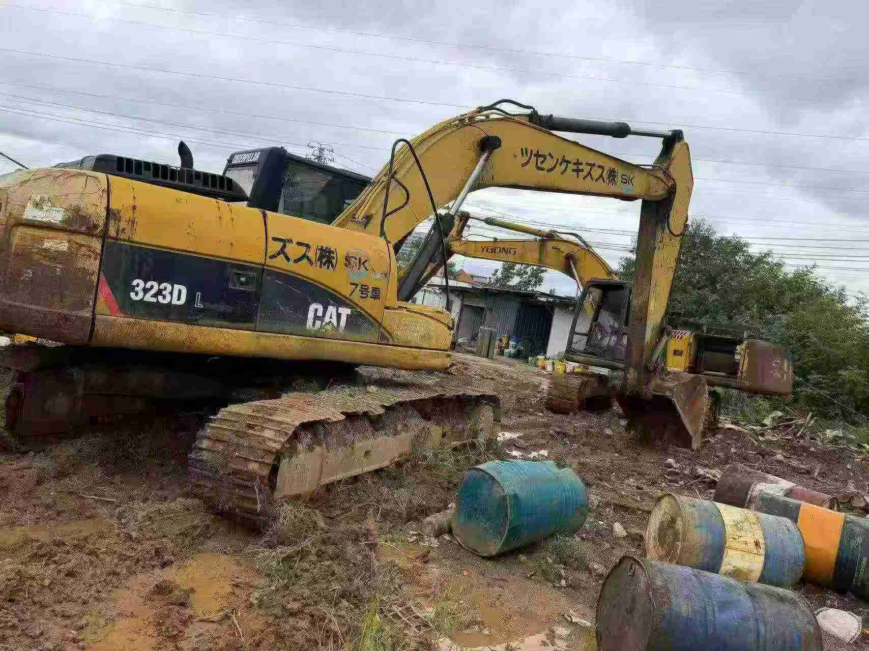 Buy Caterpillar 320D Used Excavator / 3