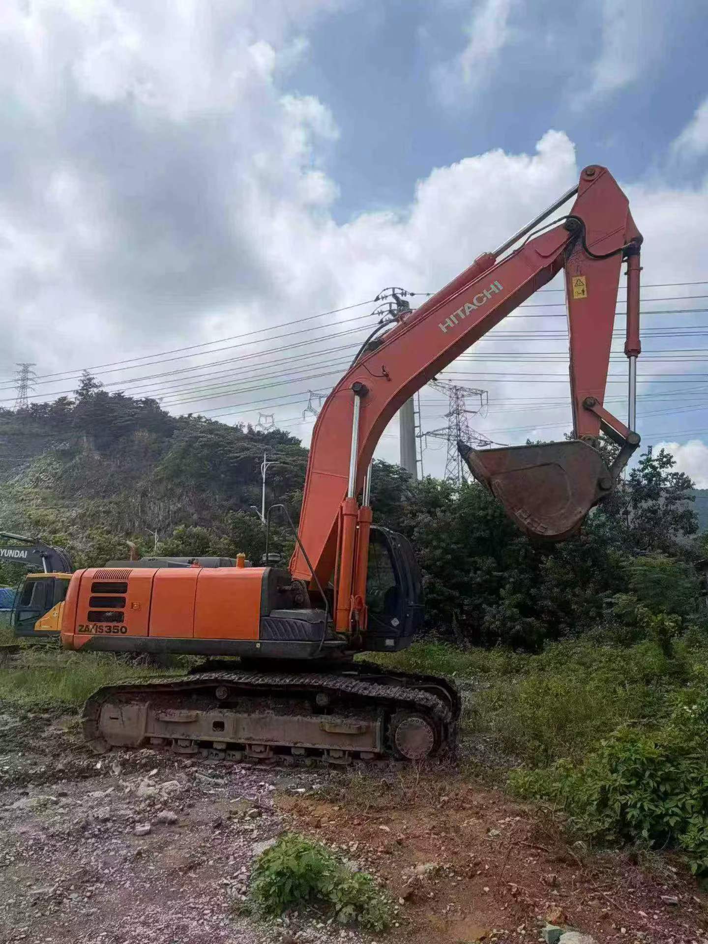 Buy Hitachi ZX350-5G Used Excavator / 3