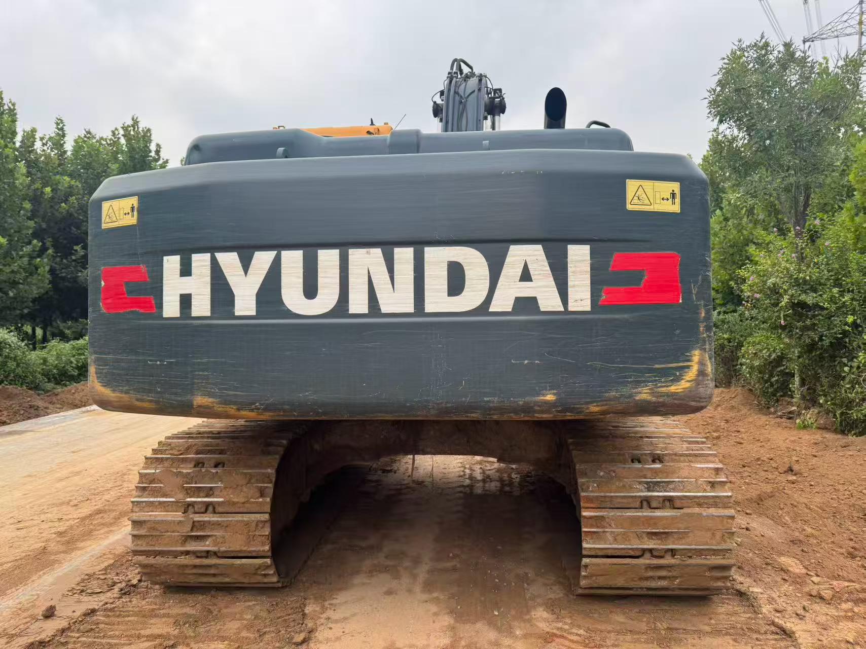 Buy Hyundai R215-7 Used Excavator / 3