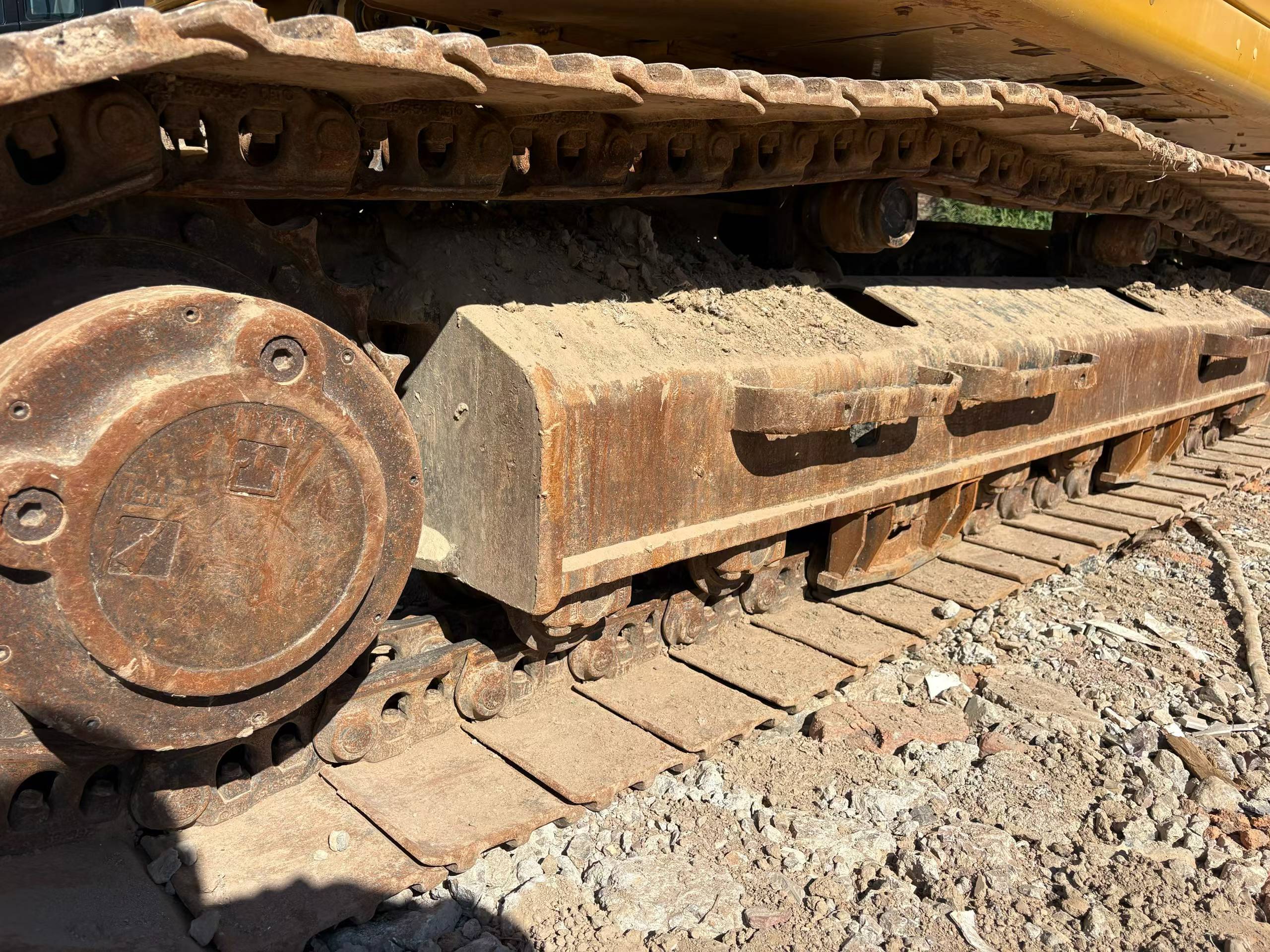 Buy Caterpillar 326DL Used Excavator / 9