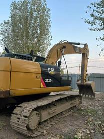 Buy Caterpillar 323D2L Used Excavator / 3 Buy Caterpillar 323D2L Used Excavator / 3