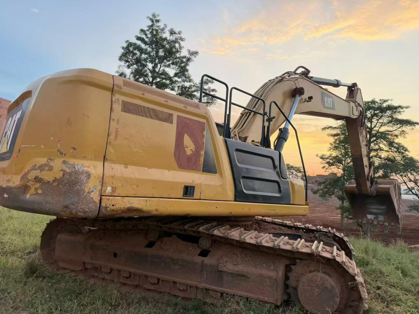 Buy Caterpillar 336E Used Excavator / 3