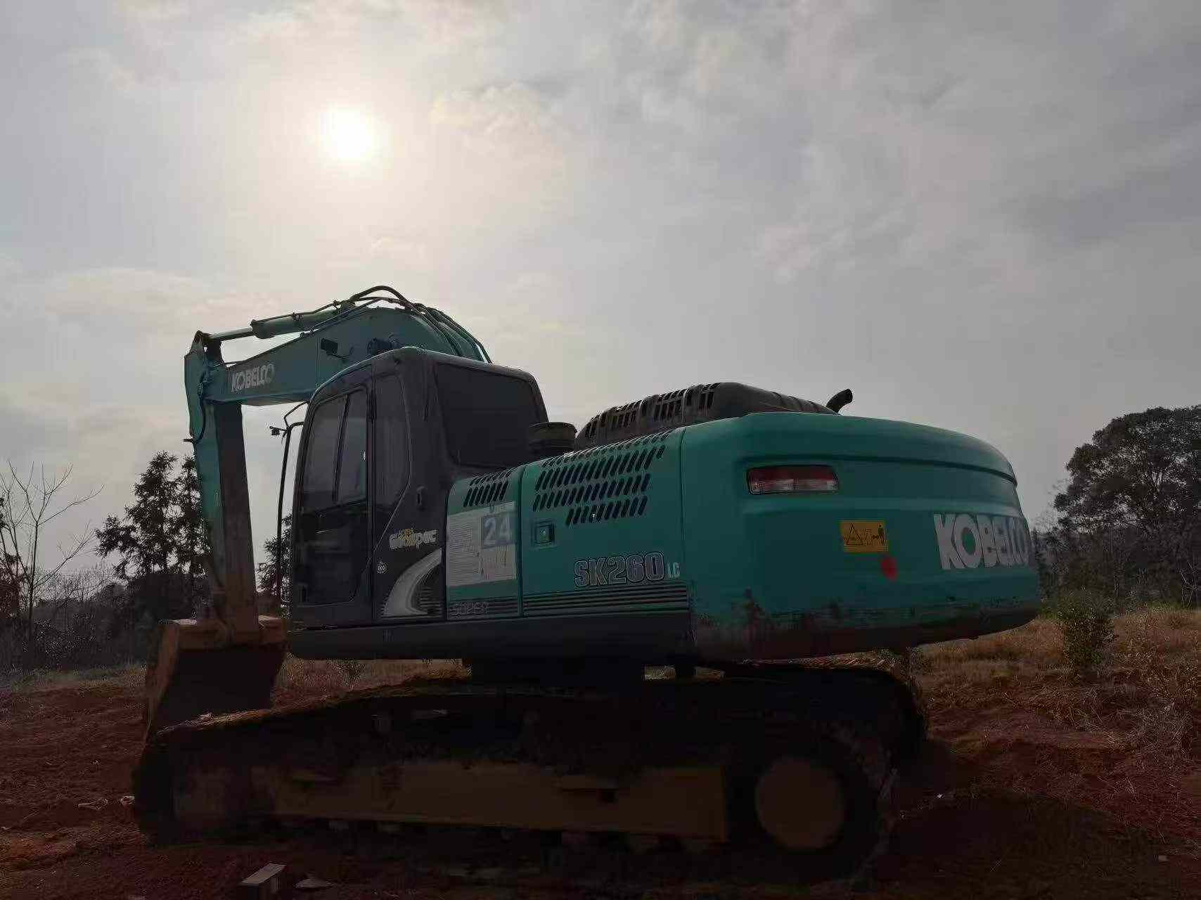 Buy Kobelco SK260 Used Excavator / 2