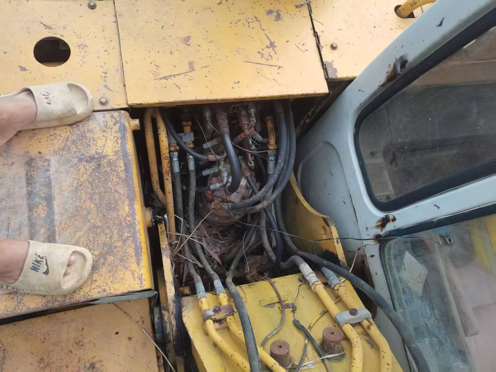Buy Kato HD510 Used Excavator / 5
