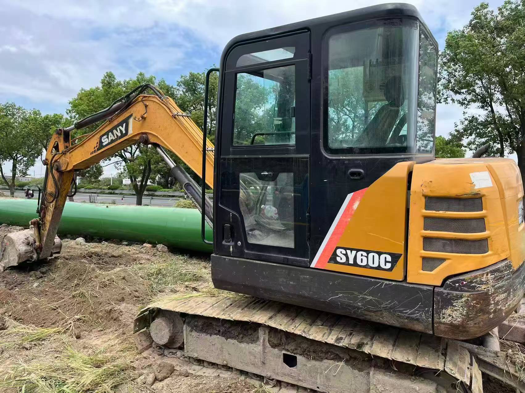 Buy Sany SY55 Used Excavator / 2
