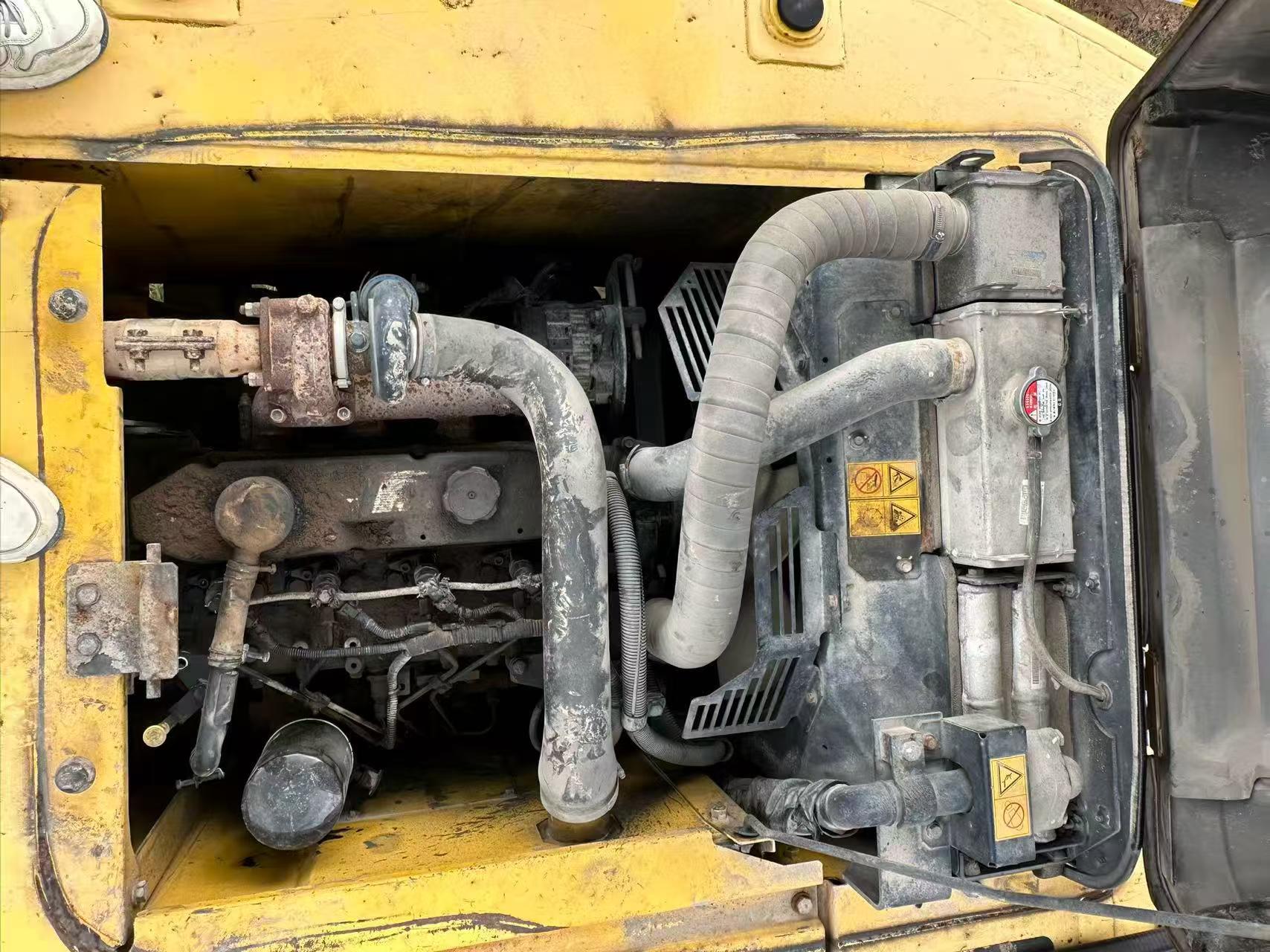 Buy Kobelco SK140 Used Excavator / 2