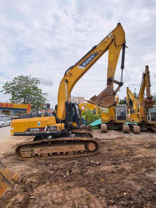 Buy Sany SY245H Used Excavator / 1