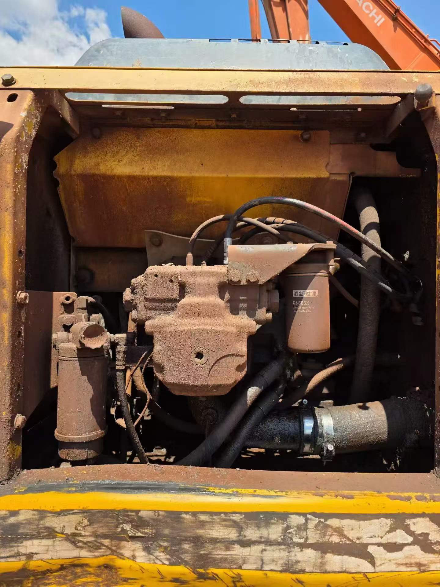 Buy Komatsu PC200-8N1 Used Excavator / 5