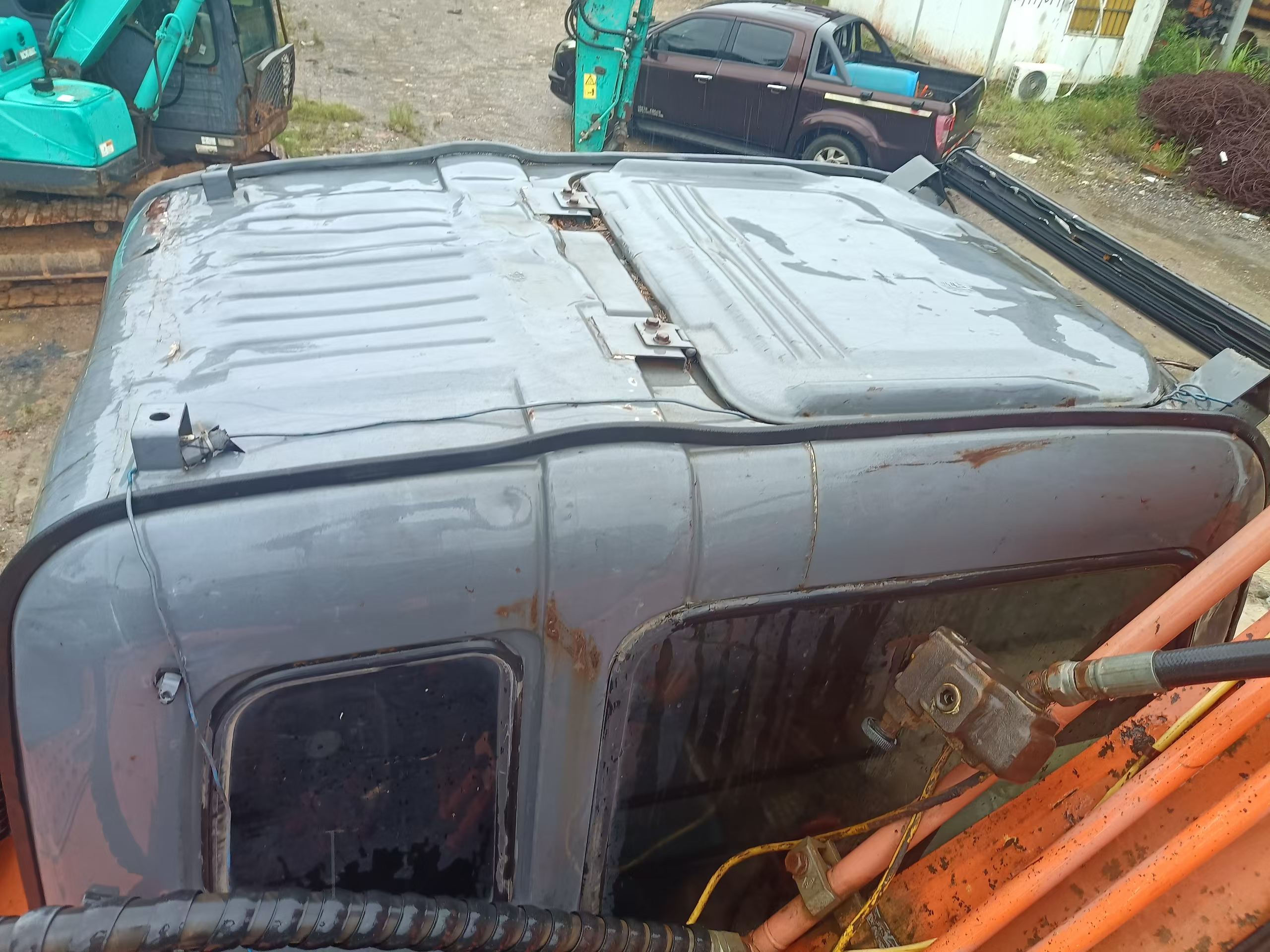 Buy Hitachi ZX200-3G Used Excavator / 8