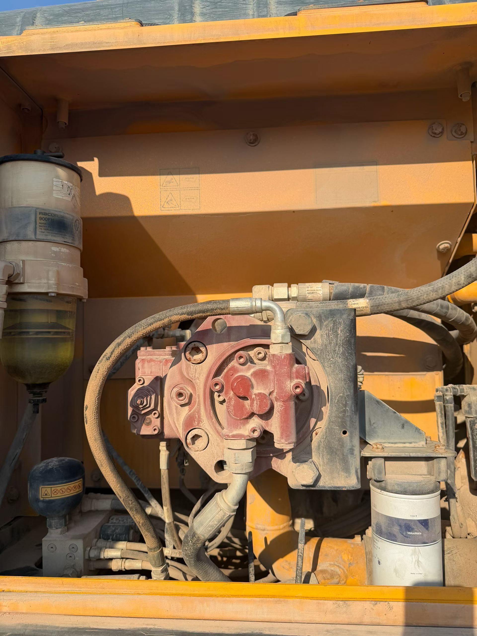 Buy Hyundai R215VS Used Excavator / 7