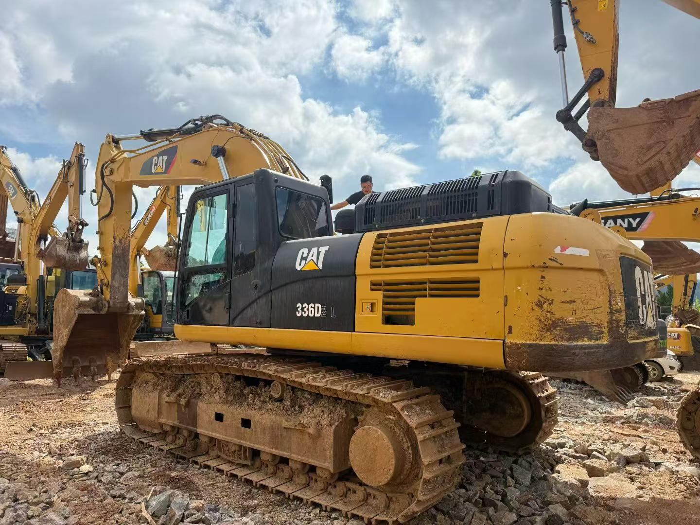 Buy Caterpillar 336E Used Excavator / 2