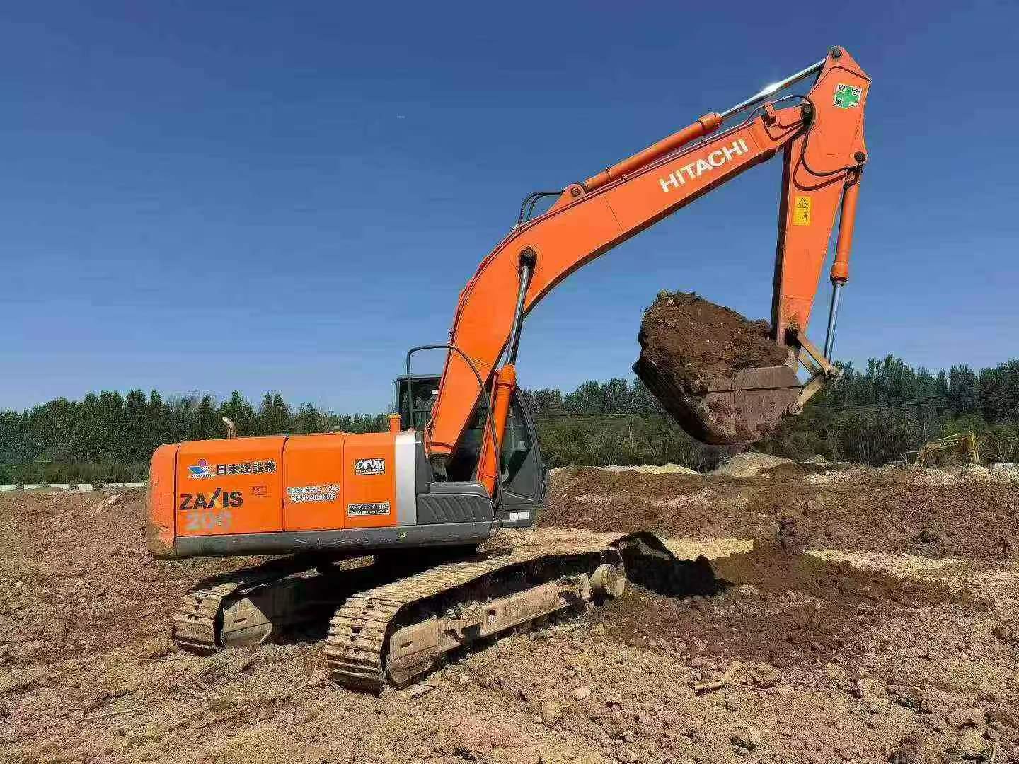 Buy Hitachi EX200 Used Excavator / 4