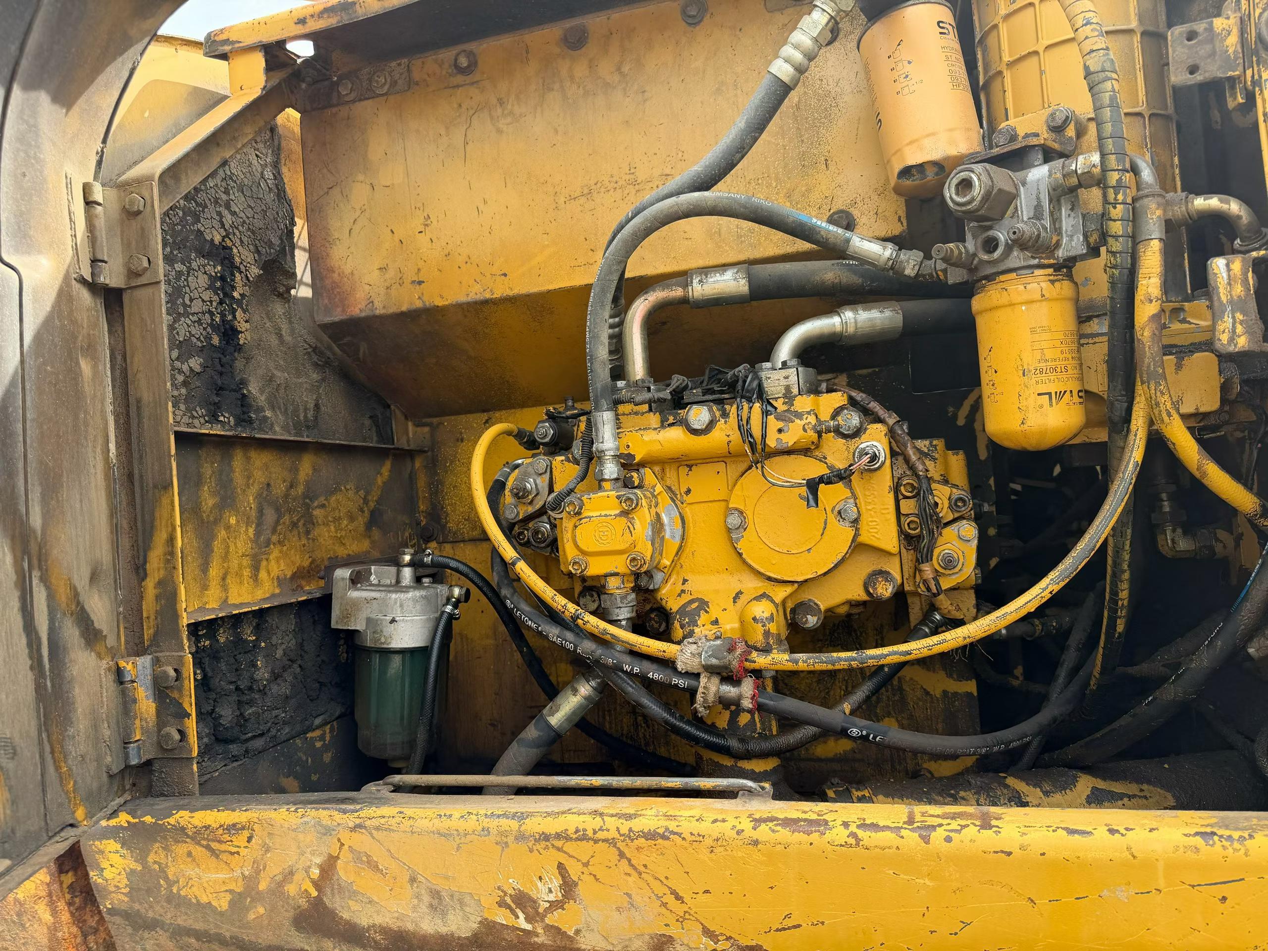 Buy Caterpillar 320C Used Excavator / 4