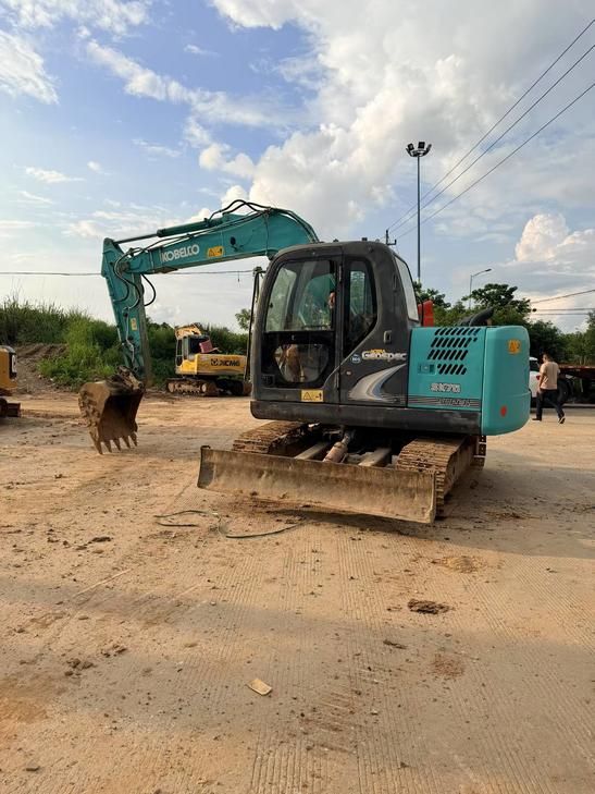 Buy Kobelco SK75-8 Used Excavator / 1