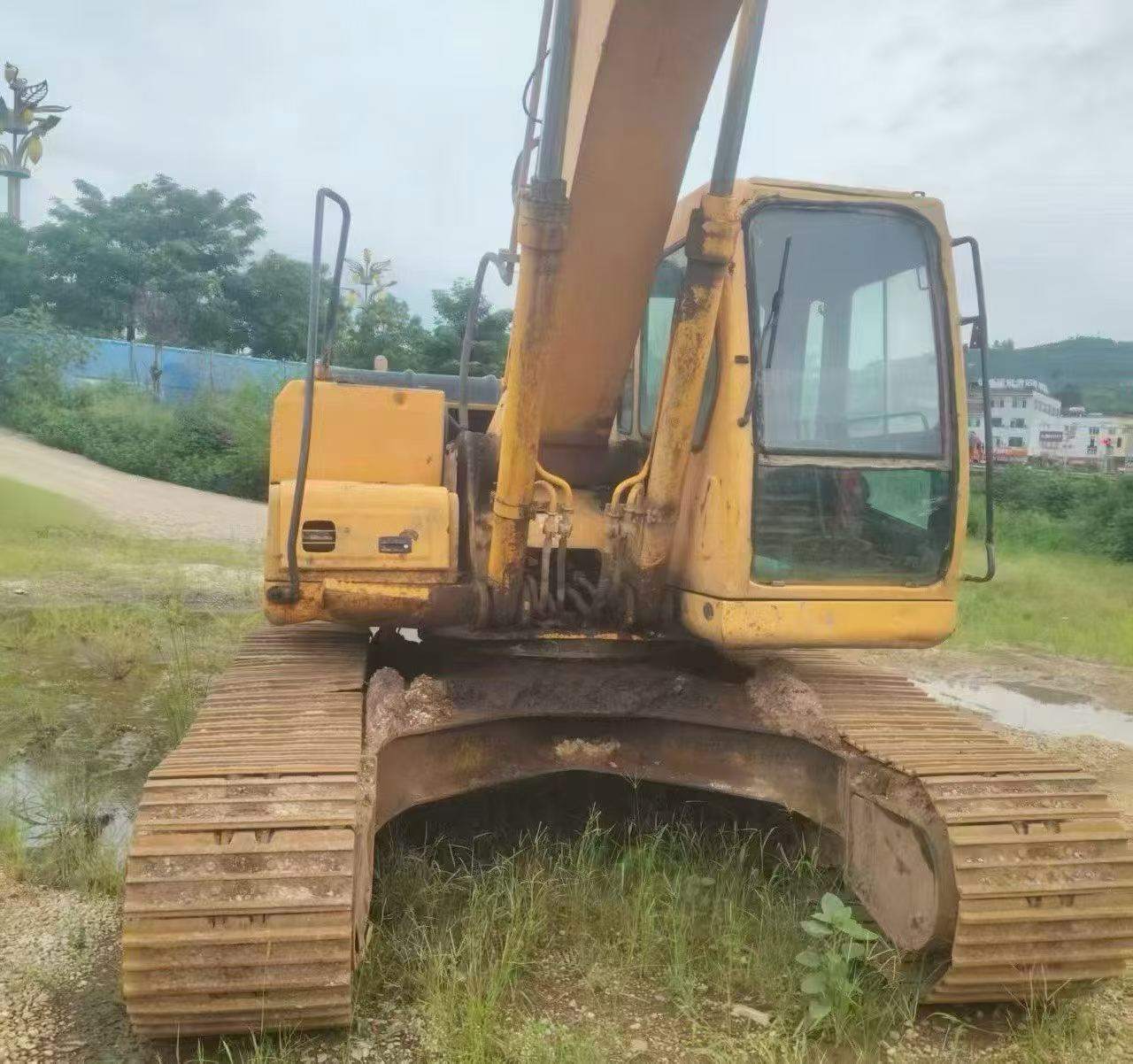 Buy Hyundai R225-7 Used Excavator / 3