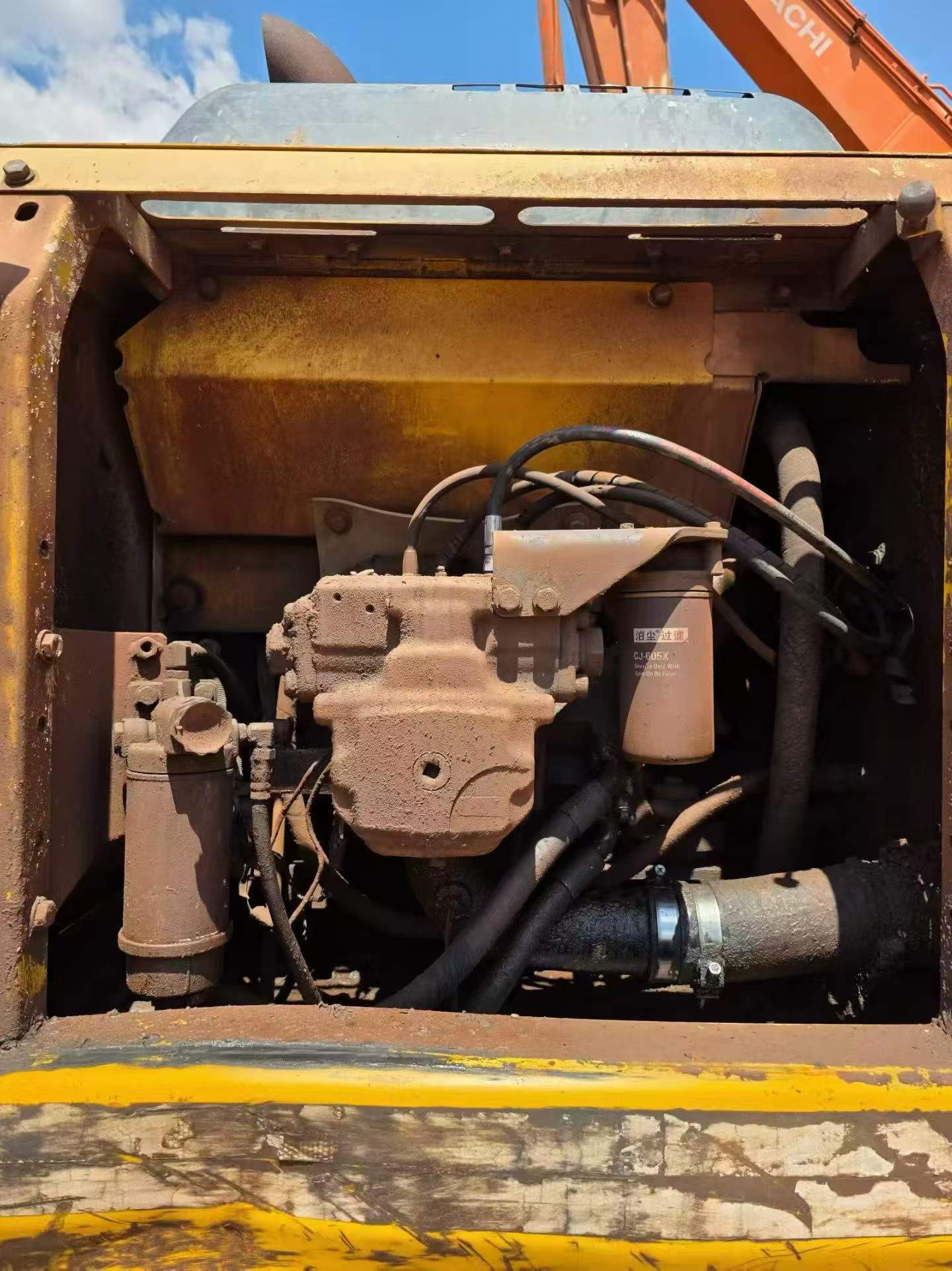 Buy Komatsu PC200-8N1 Used Excavator / 5